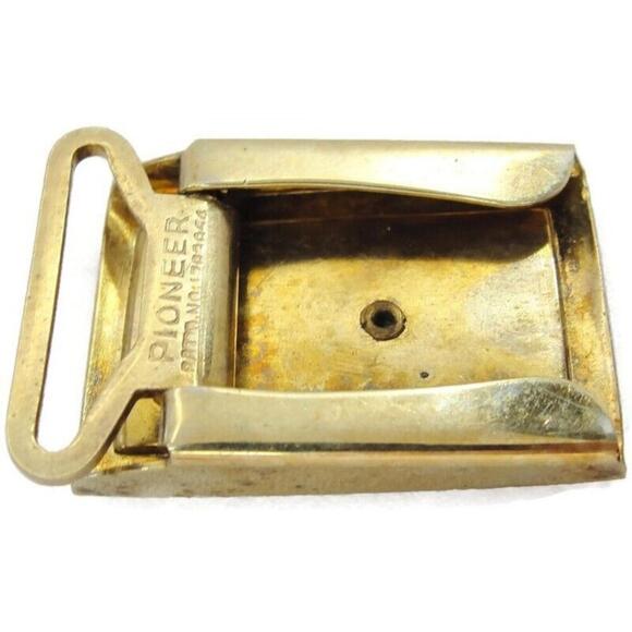 "B" Initial Signed Pioneer Vintage Belt Buckle Gold Tone MOP Small 1"x2" - Picture 3 of 10